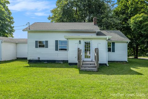 A home in Oakfield Twp