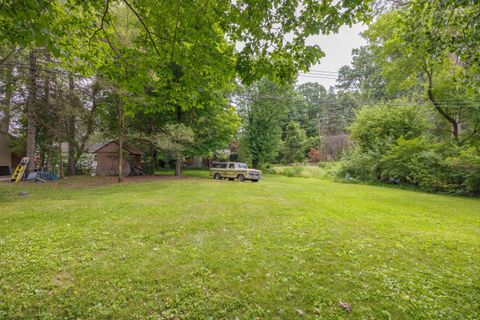 A home in Livonia