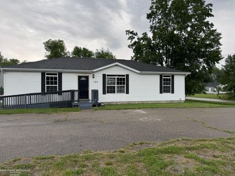 A home in Roscommon Twp