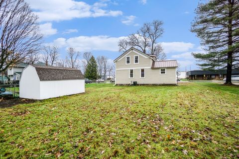 A home in Schoolcraft Vlg