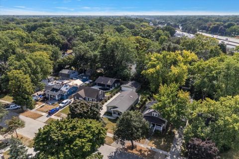 A home in Pleasant Ridge