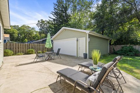 A home in Pleasant Ridge