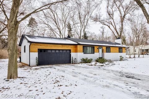 29755 ROSEMOND Drive Southfield City Oakland MI 48025