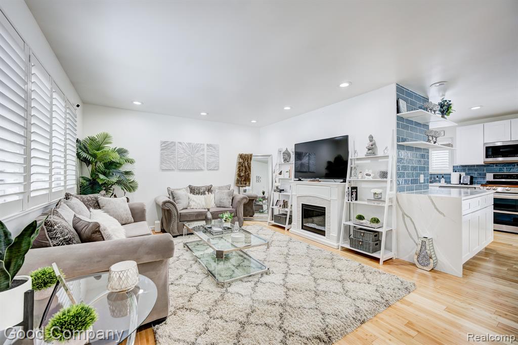 29755 ROSEMOND Drive