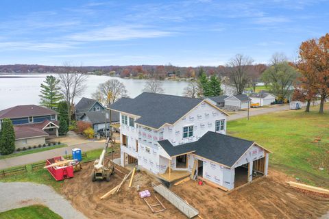 A home in Porter Twp