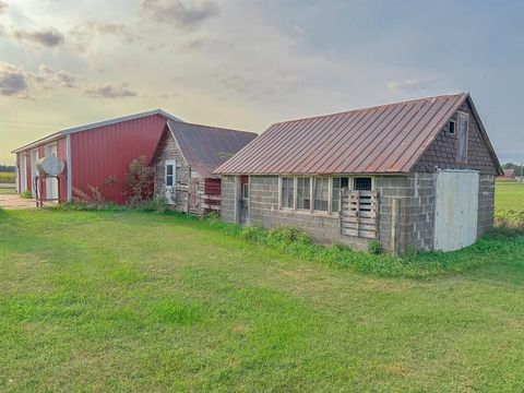 A home in Sylvan Twp