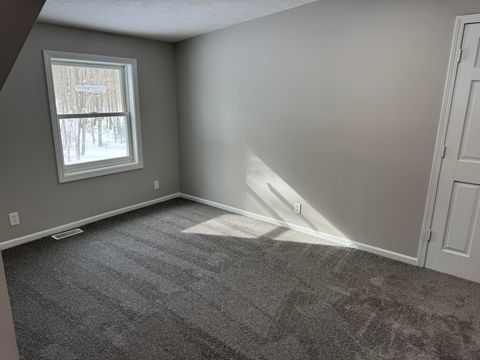 A home in LaketonTownship_Muskegon