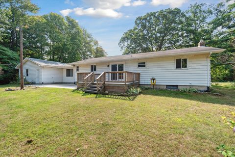 A home in Taymouth Twp