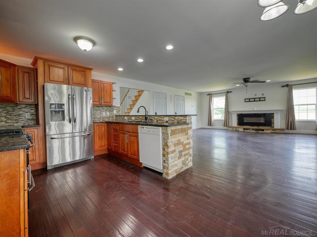 Photo 16 of 33 of 5335 Meisner Road house