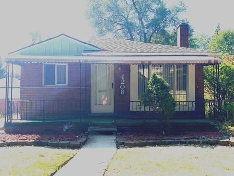 A home in Dearborn Heights