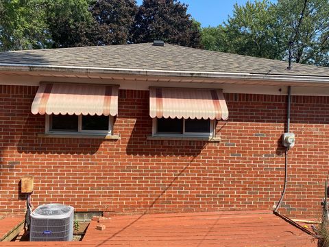 A home in Dearborn Heights