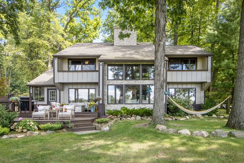 A home in Tekonsha Twp