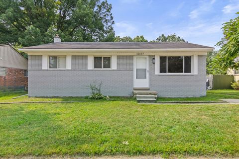 34887 DONNELLY Street Westland City Wayne MI 48185
