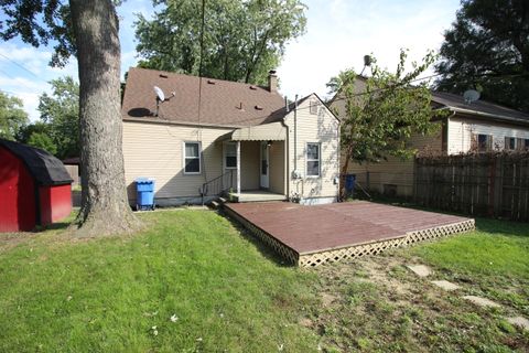 A home in Dearborn Heights