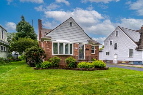 A home in Pontiac