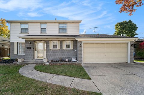 A home in Warren