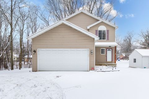 A home in Waterford Twp