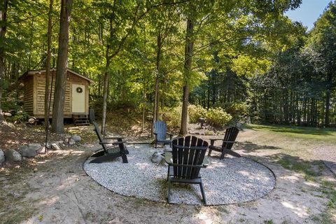 A home in Acme Twp