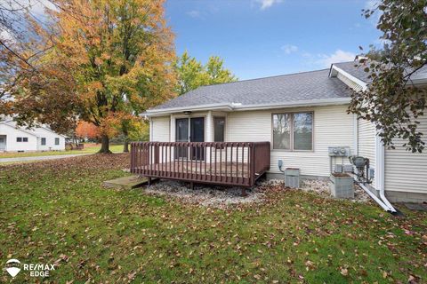 A home in Davison Twp