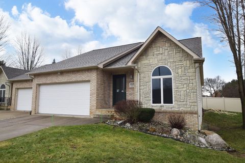 A home in Grand Blanc Twp