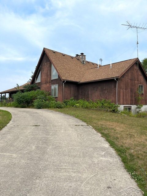 290 Turnerville Road Forest Township MI 49651