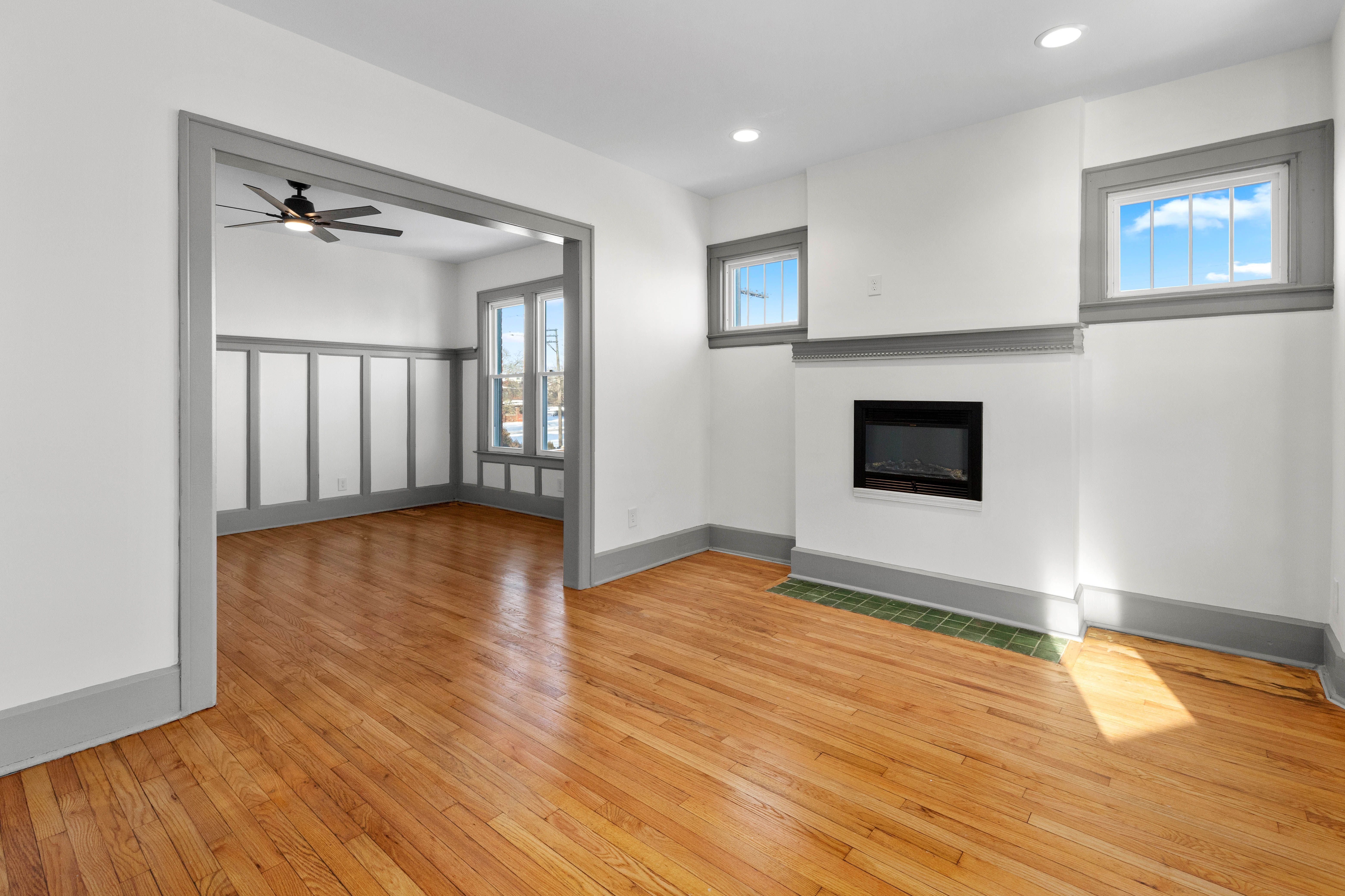 Detroit, Michigan 48202, United States, 2 Bedrooms Bedrooms, ,1 BathroomBathrooms,Residential,Active,5354