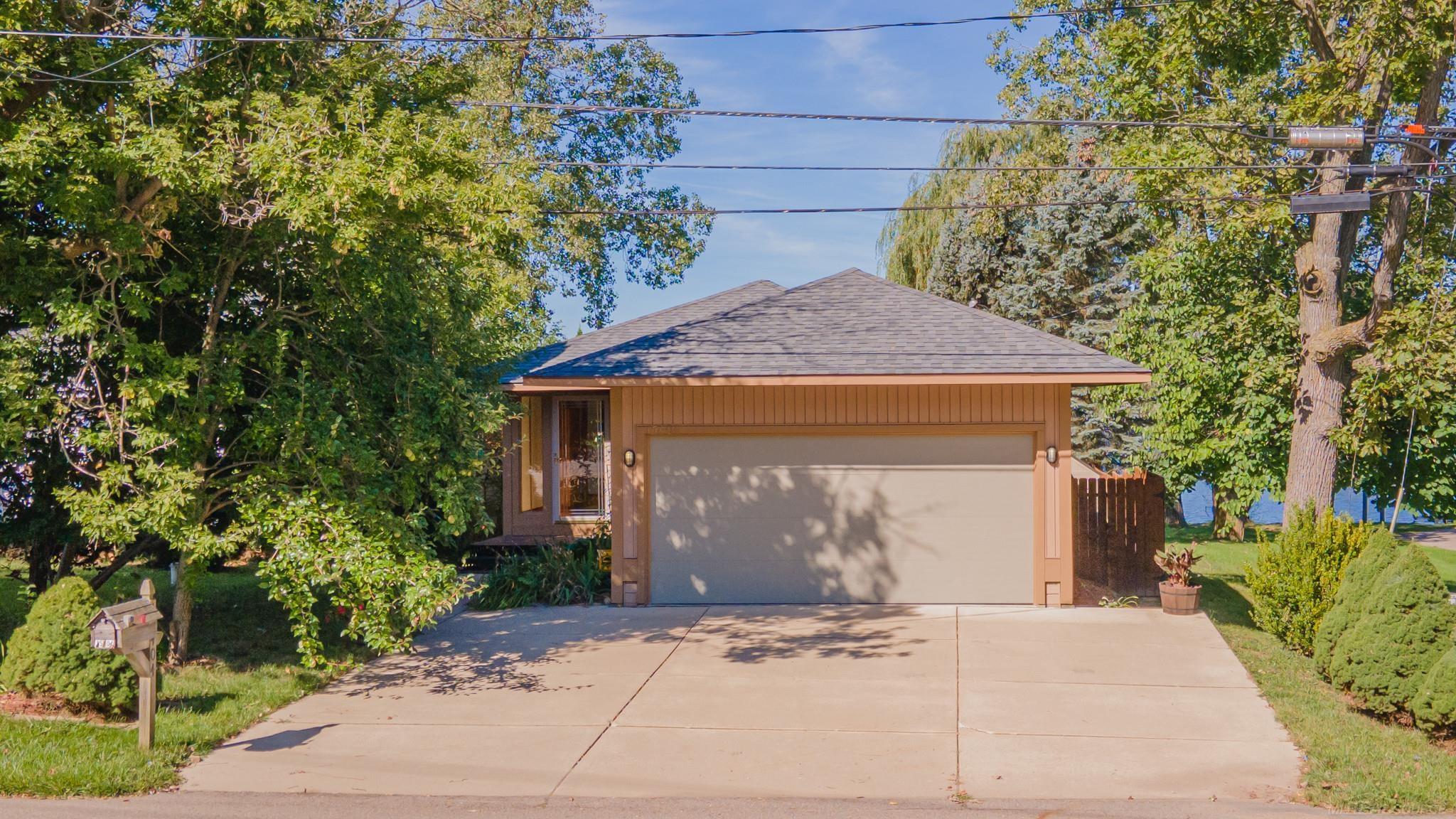 15404 Park Lake Road