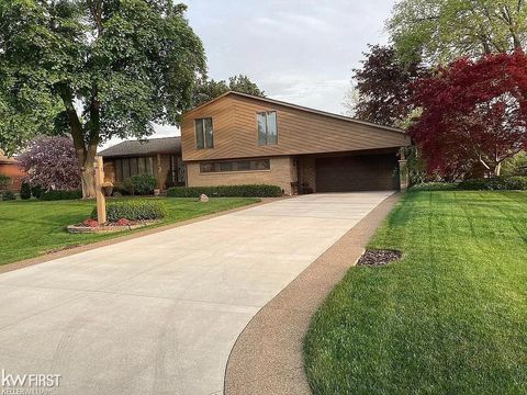 A home in Fenton Twp