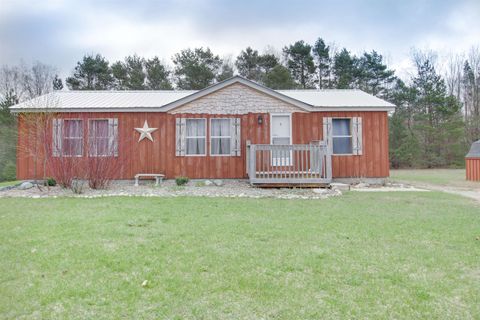 A home in Long Lake Twp