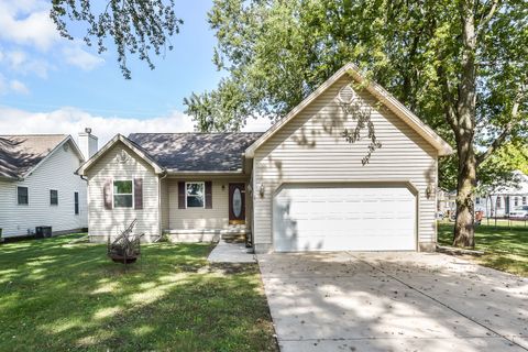 A home in Frenchtown Twp