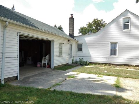 A home in Warren