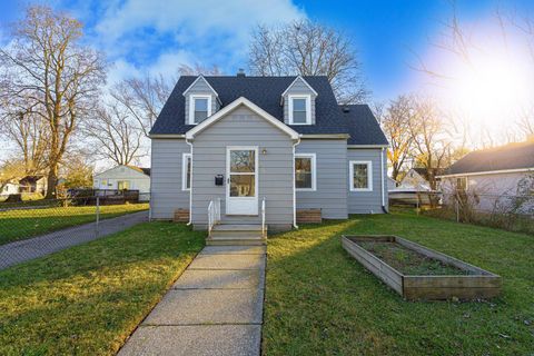 A home in Waterford Twp