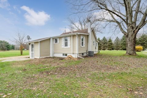 A home in Lincoln Twp