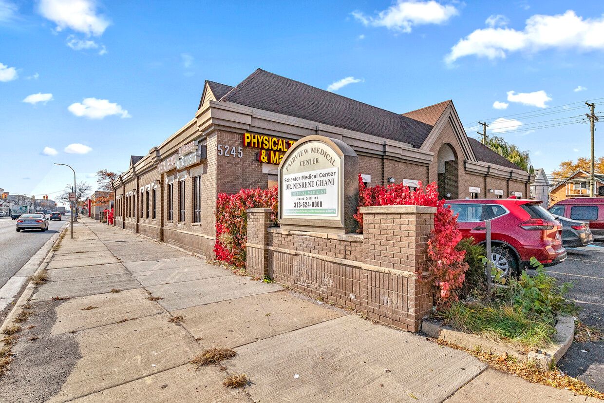 5245 SCHAEFER Road