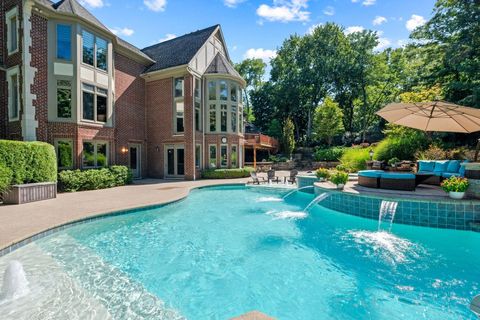 A home in Bloomfield Hills