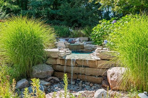 A home in Bloomfield Hills