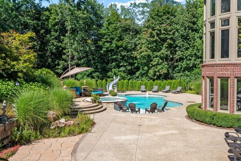 A home in Bloomfield Hills