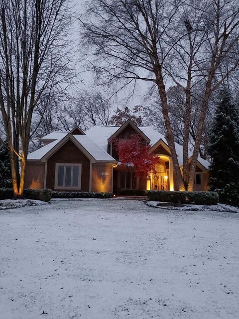 A home in Commerce Twp