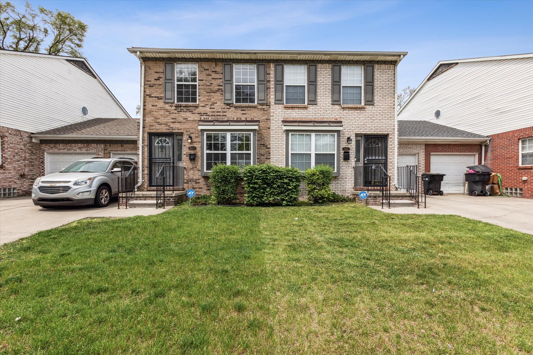 15401 MEYERS Road