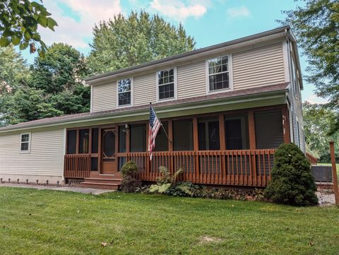 A home in Alaiedon Twp