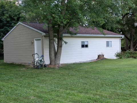 A home in Alaiedon Twp