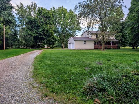 A home in Alaiedon Twp