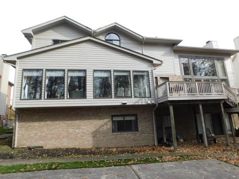 A home in West Bloomfield Twp