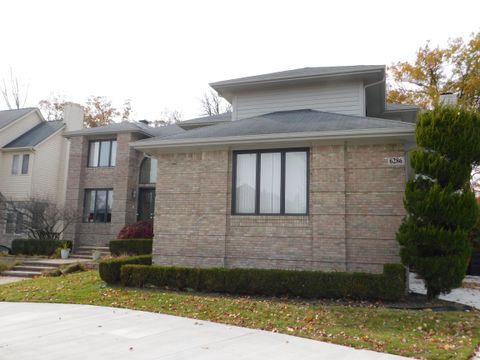 A home in West Bloomfield Twp