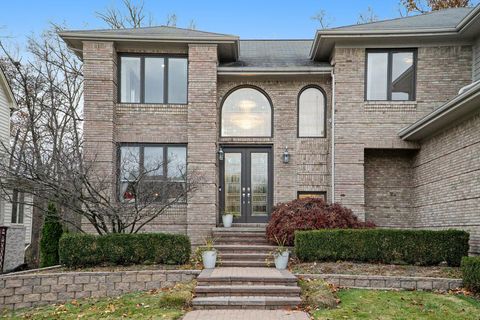 A home in West Bloomfield Twp