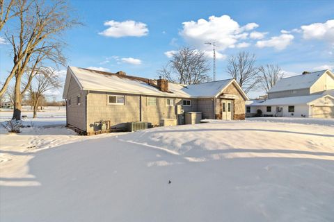 A home in Algansee Twp