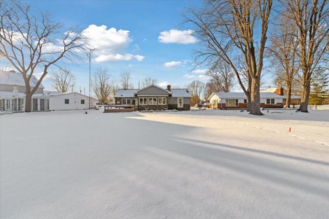 A home in Algansee Twp