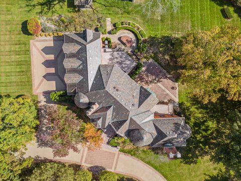 A home in Bloomfield Hills