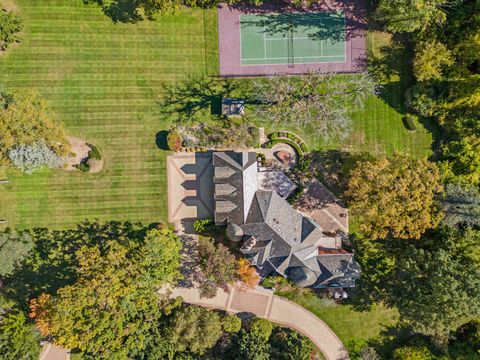 A home in Bloomfield Hills