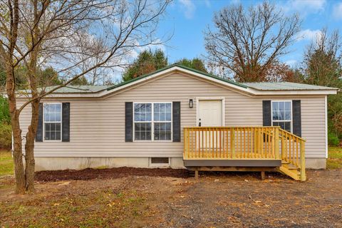 A home in Montcalm Twp